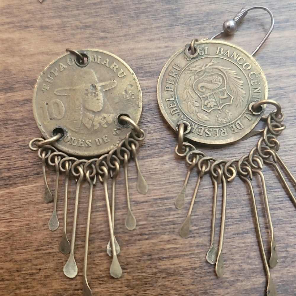 Vintage 1/2 Sol PERU bank Coin Dangle Earrings